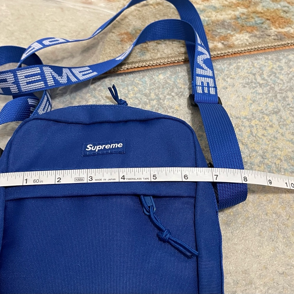 NWT Unisex Supreme Logo Strap Canvas Shoulder Bag In Royal Blue 7” X 8.5” X 1.6” - Picture 8 of 10
